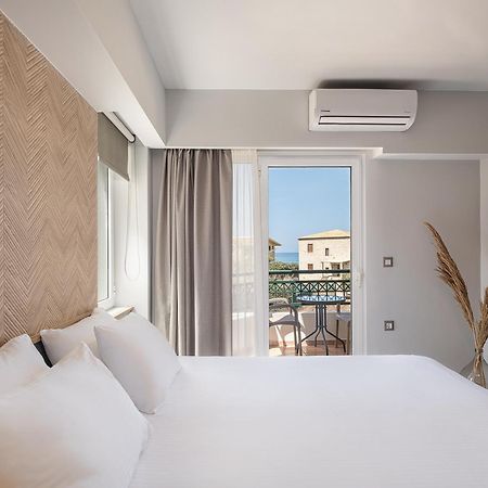 Agia Marina Alexia Beach Hotel מראה חיצוני תמונה