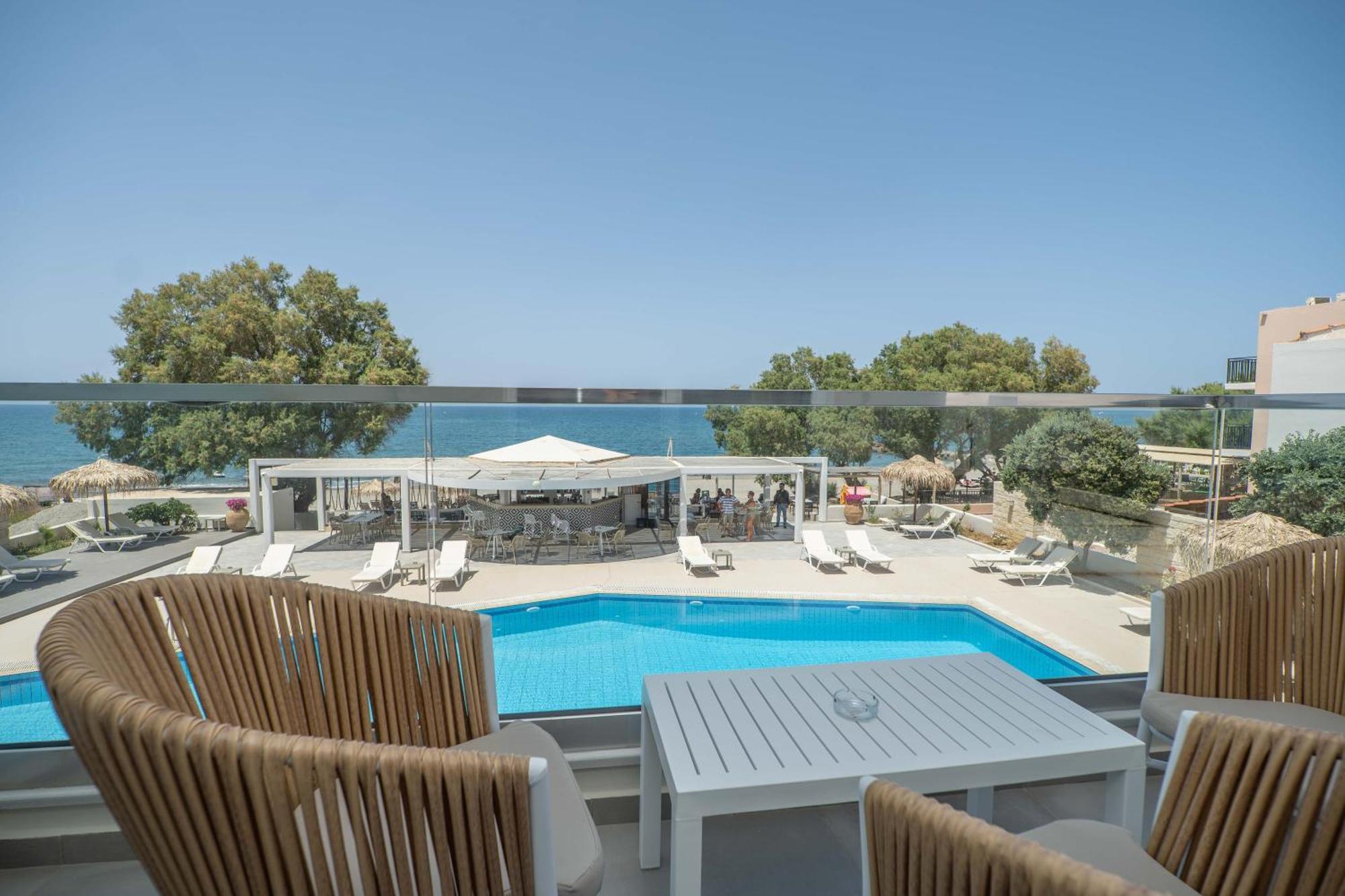 Agia Marina Alexia Beach Hotel מראה חיצוני תמונה