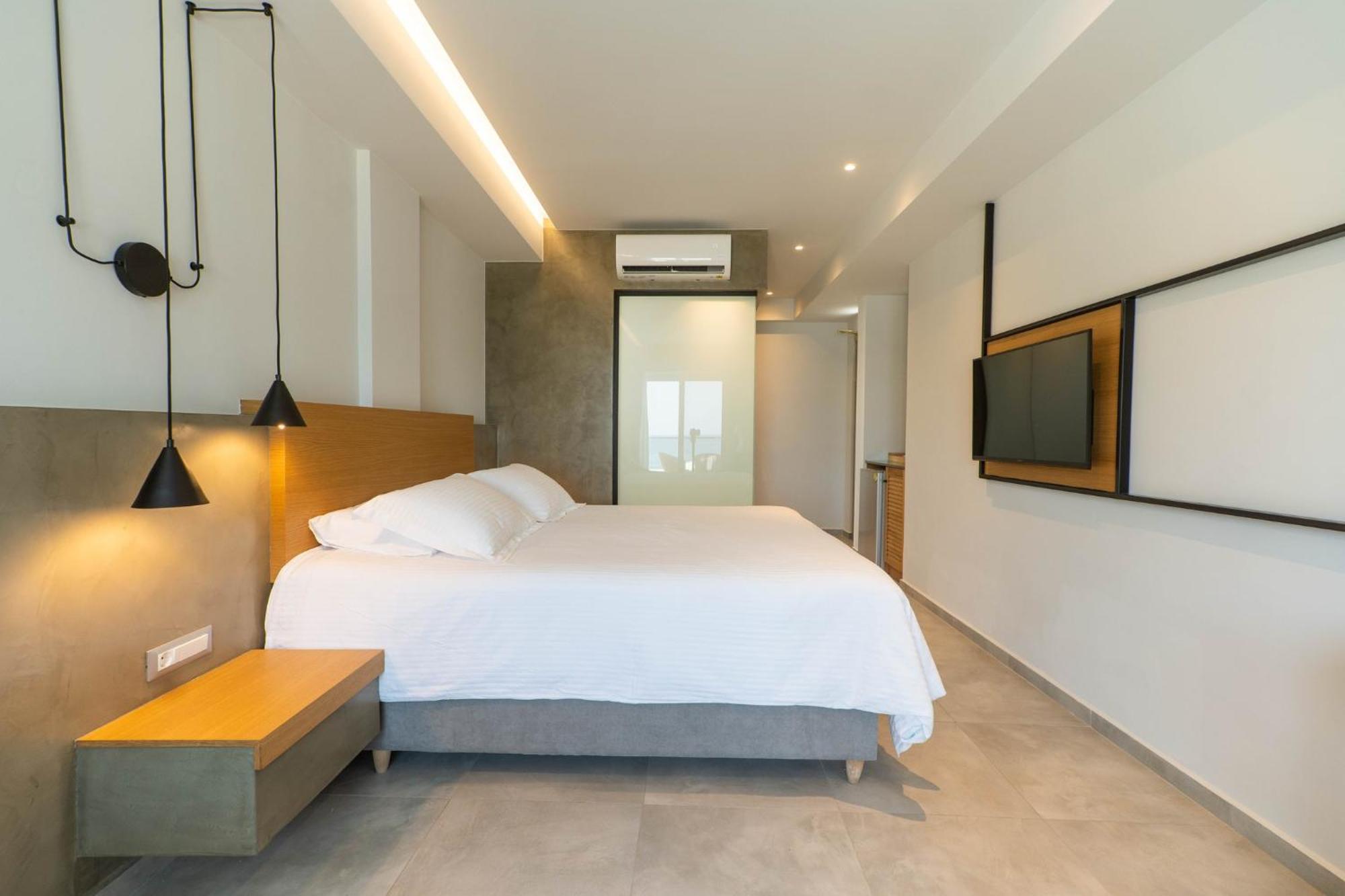 Agia Marina Alexia Beach Hotel מראה חיצוני תמונה