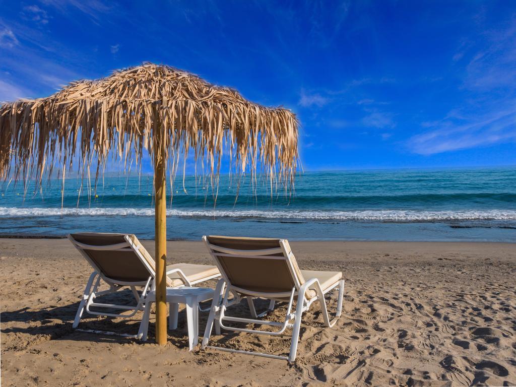 Agia Marina Alexia Beach Hotel מראה חיצוני תמונה