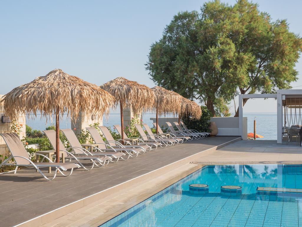 Agia Marina Alexia Beach Hotel מראה חיצוני תמונה